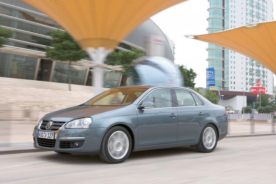  Volkswagen Jetta 2005 года  (фото 71 из 131)
